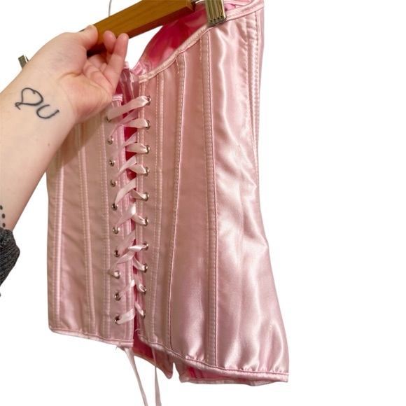 Baby Pink Satin Boned Corset Lace Up Back - Size Small - Picture 3 of 7